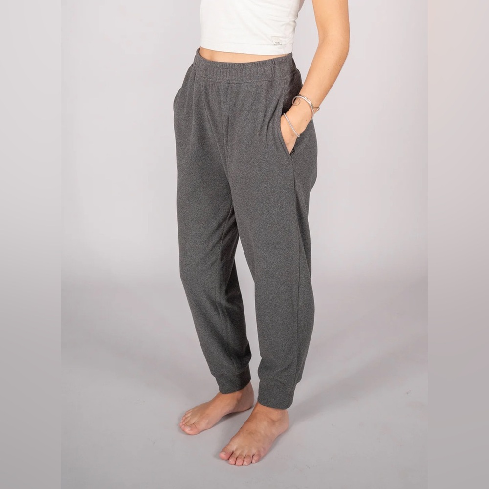 Varley Women's Slim Cut Rib Pant Jogger with Pockets Medium